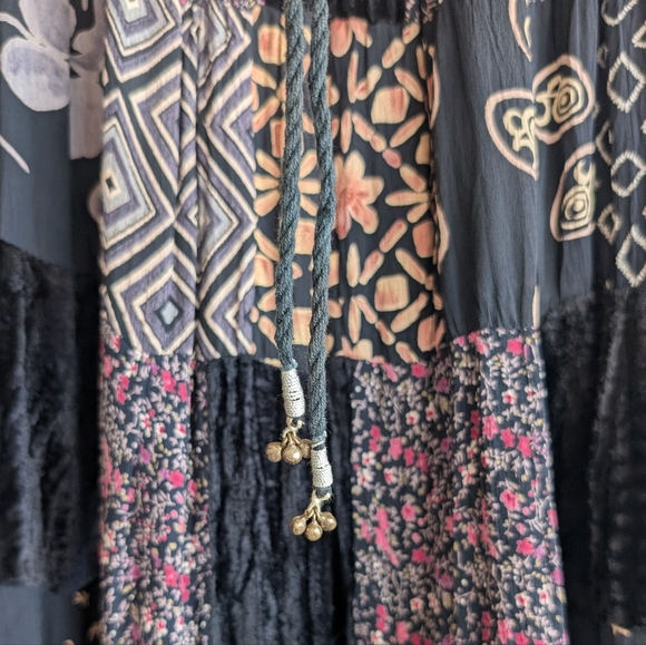 Vintage 90s Patchwork Broomstick Dark Floral Velvet Lace Trim Maxi Skirt Cottage - Picture 7 of 10